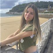 Profesor de apoyo para chicos/as de 2o de bachiller. Matemáticas, economía e inglés. Estoy estudiando ADE y derecho internacional